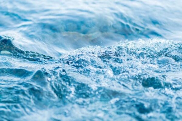 Nằm Mơ Thấy Nước Đánh Số Mấy? – Giải Mã Giấc Mơ
